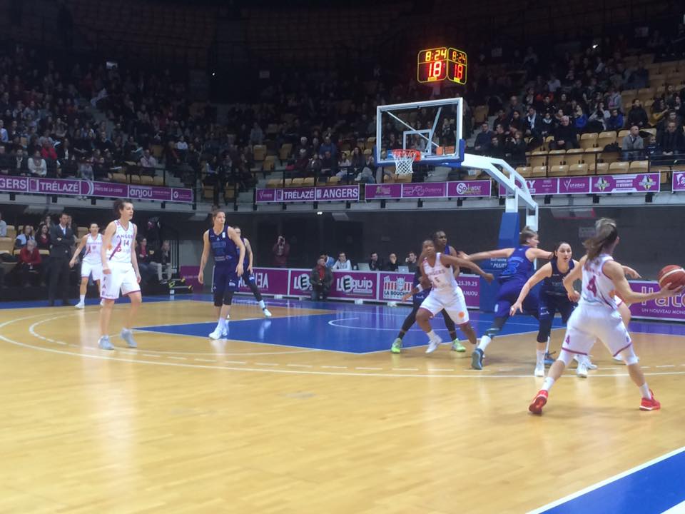 Image de l'évènement Match de basket féminin : UFAB49 contre LANDERNEAU à l’Arena Loire