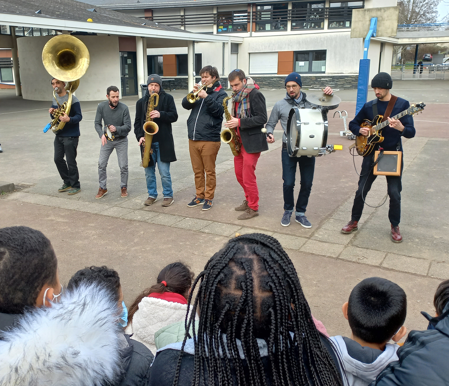 Image de l'article La fanfare Big Joanna, marraine de l’orchestre à l’école