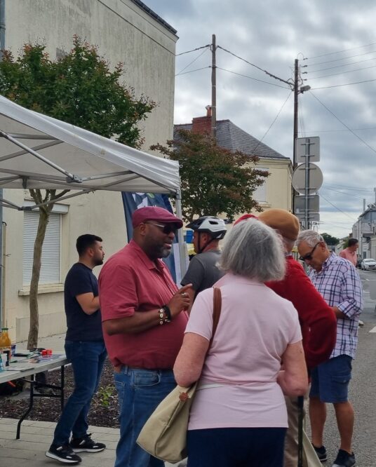 Image article Les élus à votre rencontre sur le marché