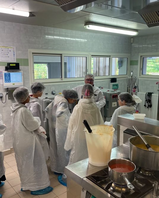 Image de l'article Le Conseil Municipal des Enfants visite la cuisine centrale de Trélazé !